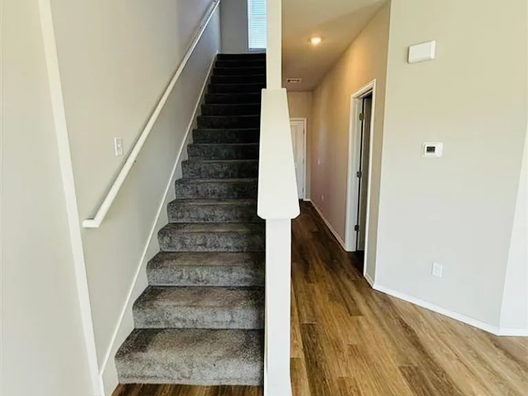 10332 NW 18th St — Photo 3