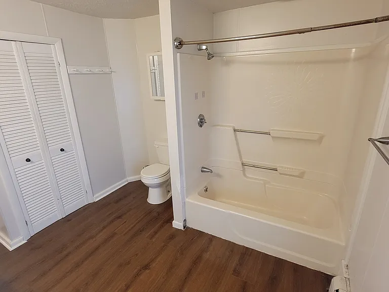 182 Lincoln St #1 — Photo 9