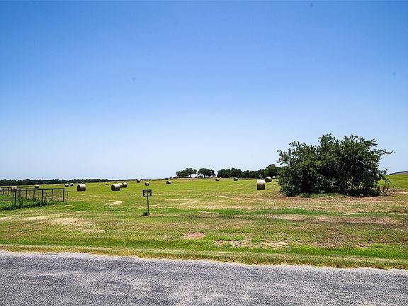 4th image of Monarch Ct