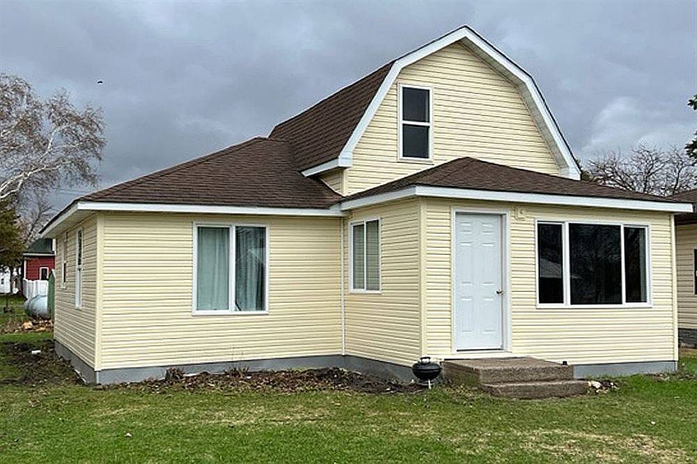 404 Governor St, Oklee, MN 56742 MLS 11147438 Zillow