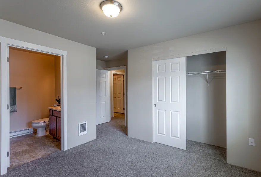 15913 E 4th Ave #2X2