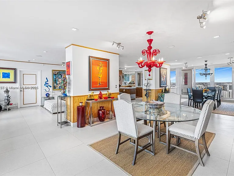 1541 Brickell Ave #A-3902 — Photo 8