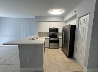 11050 SW 196th St APT 109, Miami, FL 33157