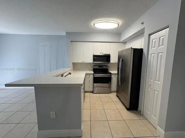 11050 SW 196th St APT 109, Miami, FL 33157