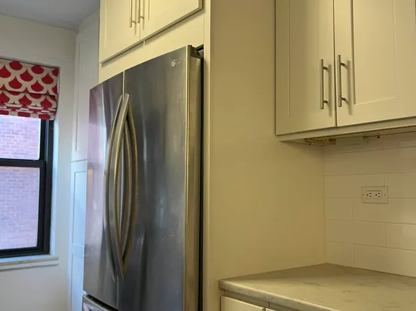 200 East 36th Street image 14 of 16