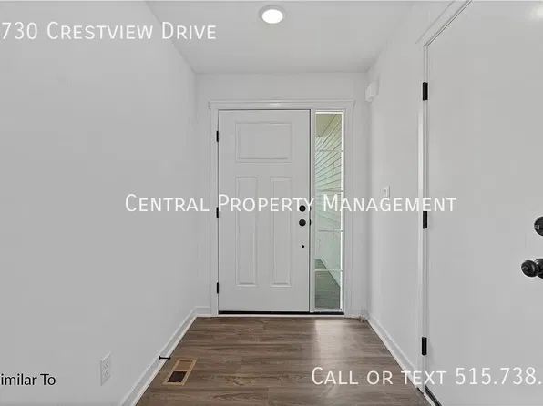 9730 Crestview Dr, West Des Moines, IA 50266