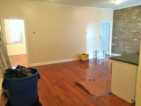 4th image of 136 Herkimer St APT 1C