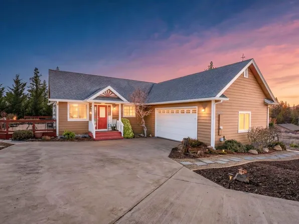 17718 Cottontail Dr, Weed, CA 96094