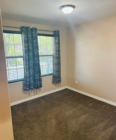 260 Bridle Trl — Photo 24