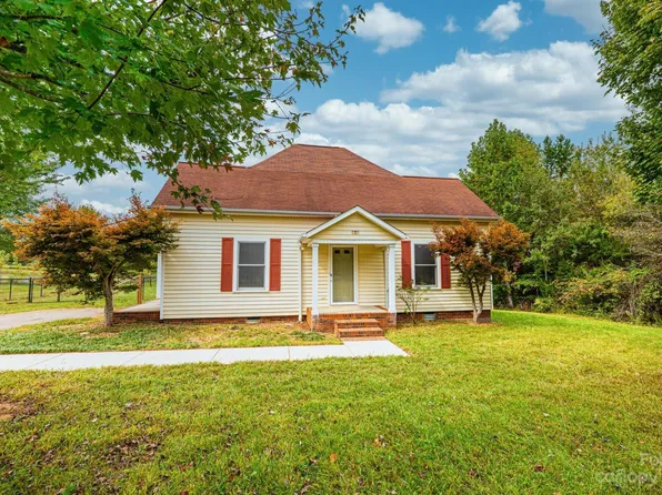 639 W Lackey Farm Rd, Stony Point, NC 28678