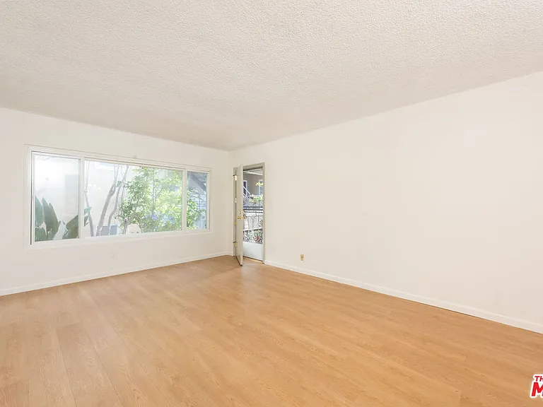 8335 W Manchester Ave #B — Photo 9