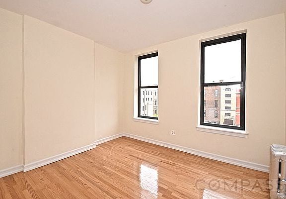 3rd image of 240 Prospect Park W APT 4R