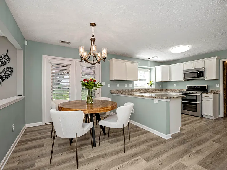 4016 Kenesaw Dr — Photo 22