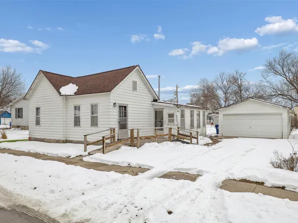 209 Main St, Van Meter, IA 50261