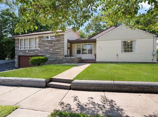 807 Pontiac Ave, Cranston, RI 02910