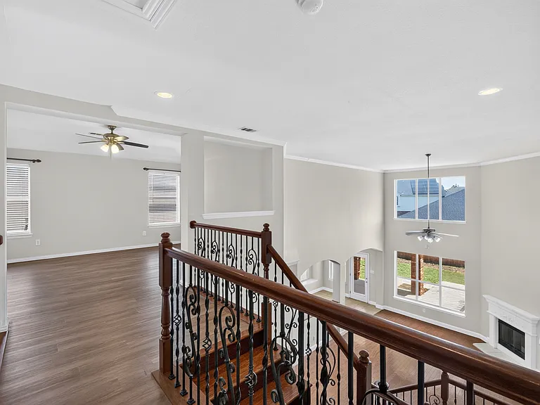 4521 Chaparral Creek Dr — Photo 16