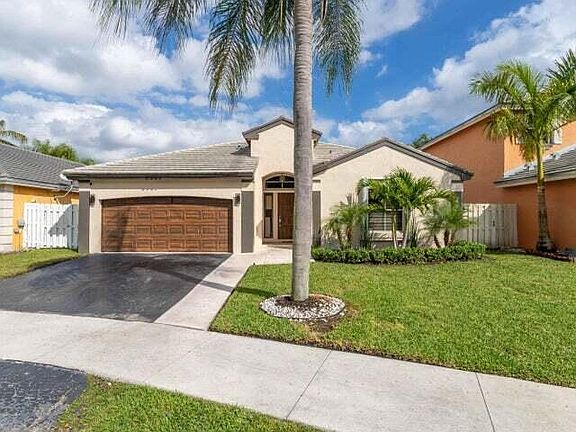2nd image of 5302 NW 55th Terrace