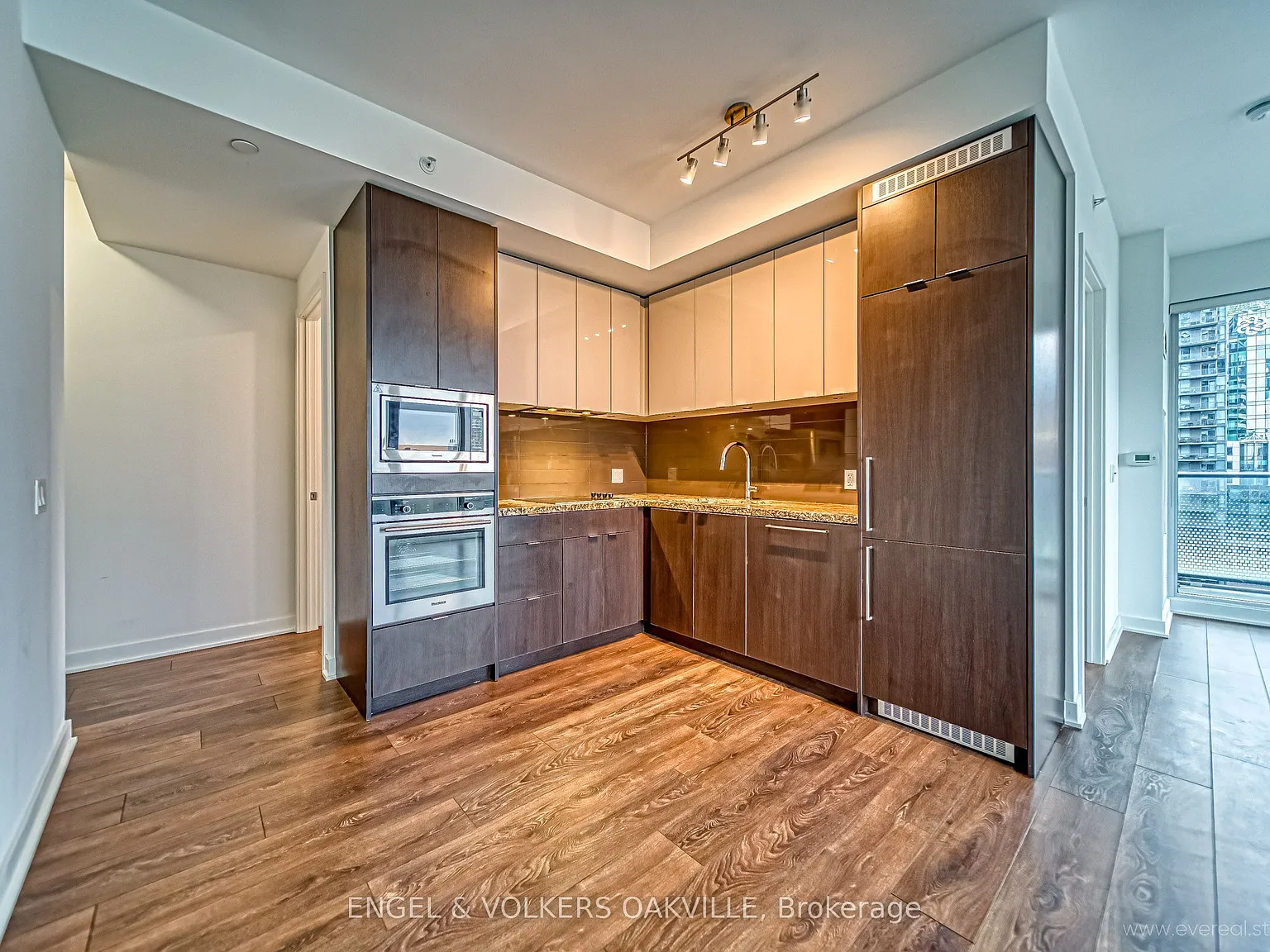 3 bed, $3,800 — Photo 4