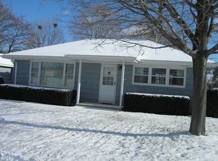 3158 N Mayfair Rd, Wauwatosa, WI 53222