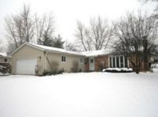 2283 Durham Dr, Wheaton, IL 60189