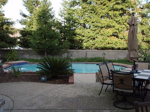 Big patio for entertaining. Pass thru window, naural gas for BBQ.