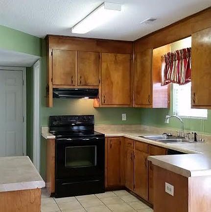 4th image of 3058 Rollins Ct