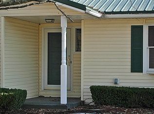 1241 W Marshall Ave, Linton, IN 47441