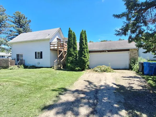 1013 Meadow STREET #1013 1/2, Watertown, WI 53094