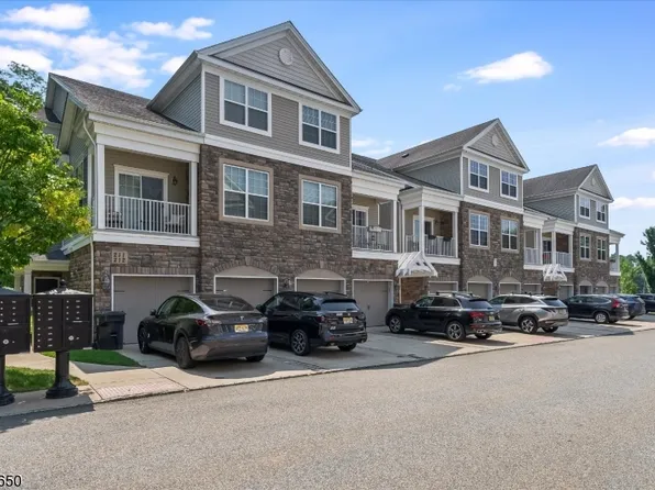 209 Birch Ct, Cedar Knolls, NJ 07927