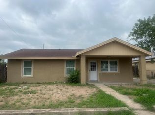1328 Mirasol Dr, Eagle Pass, TX 78852