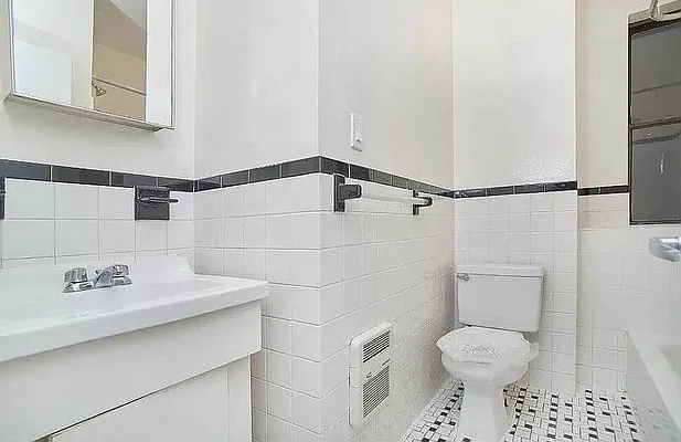 Rented by Living New York | media 12