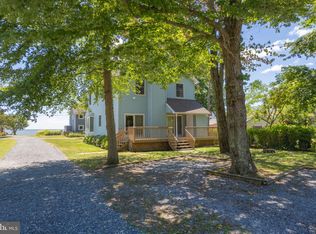 6011 Melbourne Ave, Deale, MD 20751