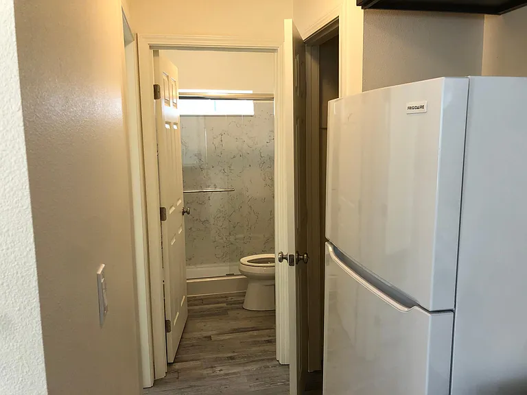 1493 Parker Ave — Photo 5