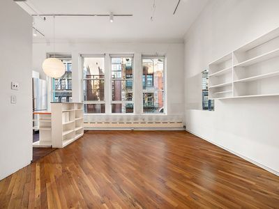 21 Bond St APT 2, New York, NY, 10012