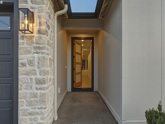 3rd image of 3709 N 12th Cir