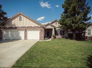 3028 W Glendale Ave, Visalia, CA 93291