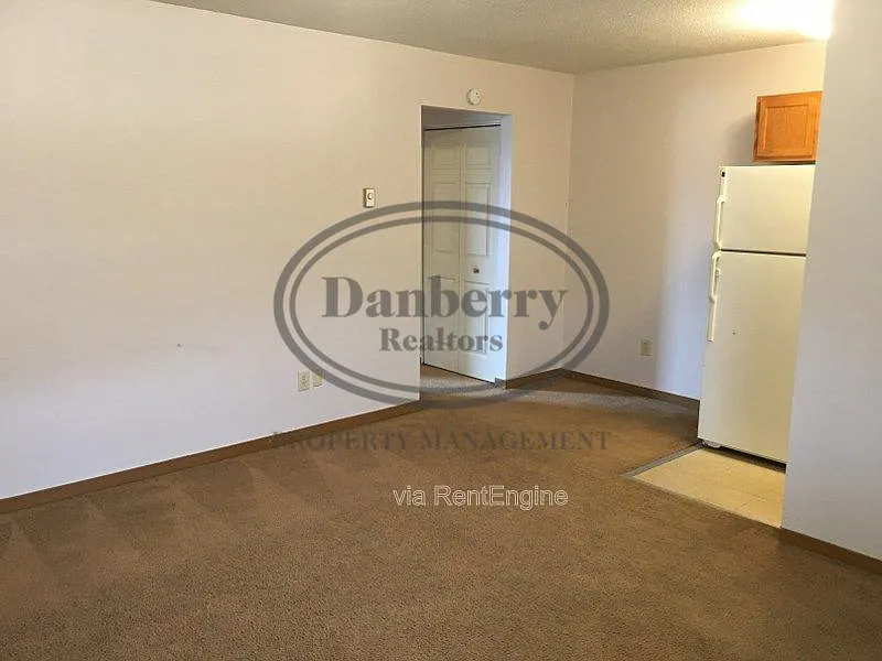 Building Photo - 319 Frazer St #F