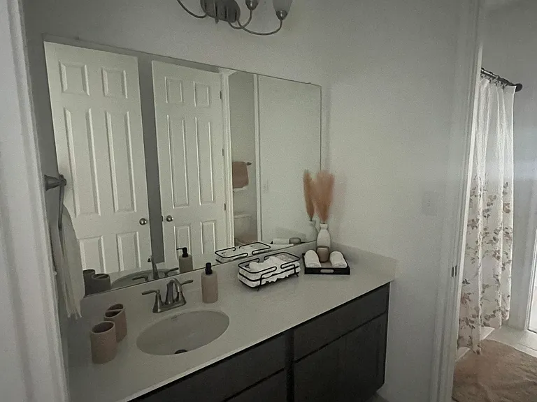 Phebe Foster St — Photo 10