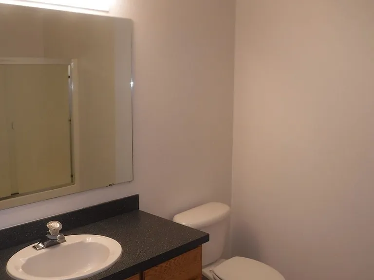 2121 SW Umatilla Ave #4 — Photo 9