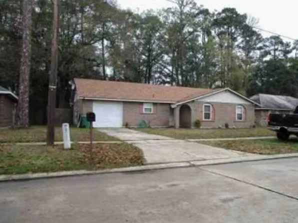 1602 Saint Christopher Dr, Slidell, LA 70460