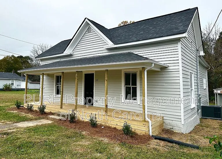 213 Irma Ave — Photo 4