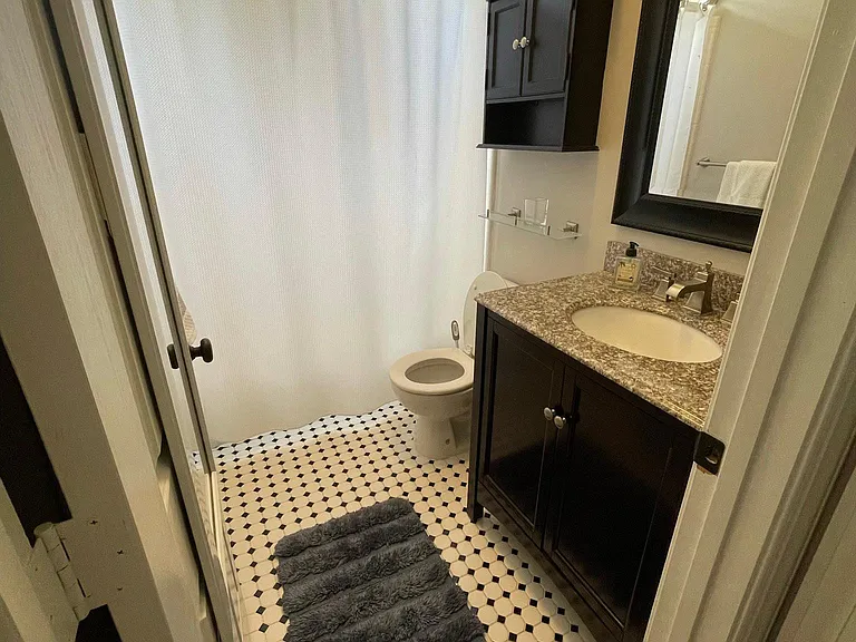 3035 Grayland Ave — Photo 15