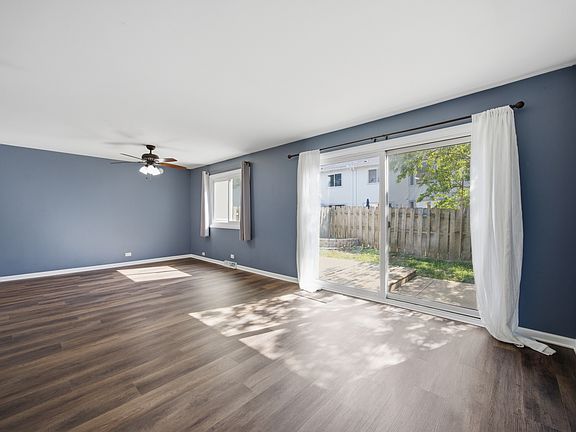 5th image of 513 Dubois Cir