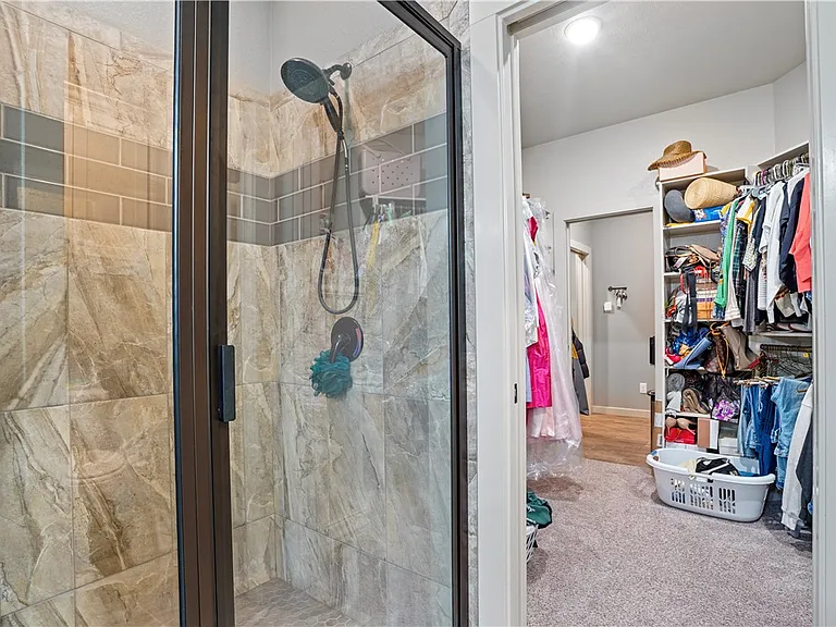 2711 Talsworth Dr — Photo 9