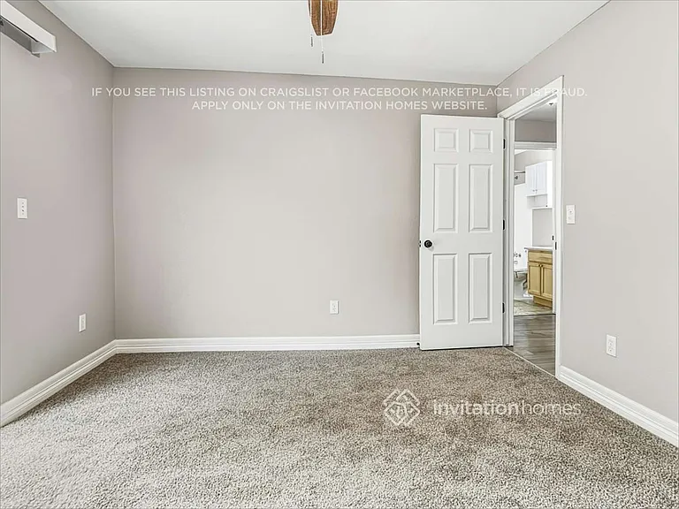 19418 E Purdue Cir — Photo 11