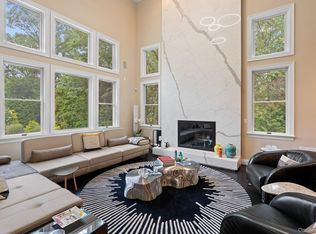 20 Stonewall Circle, West Harrison, NY 10604