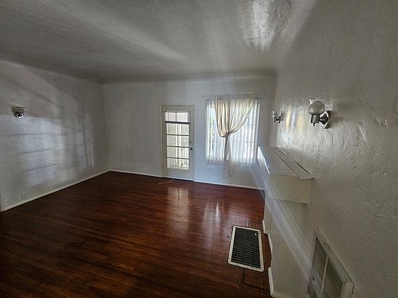 2nd image of 251 Cherry Ave APT 7