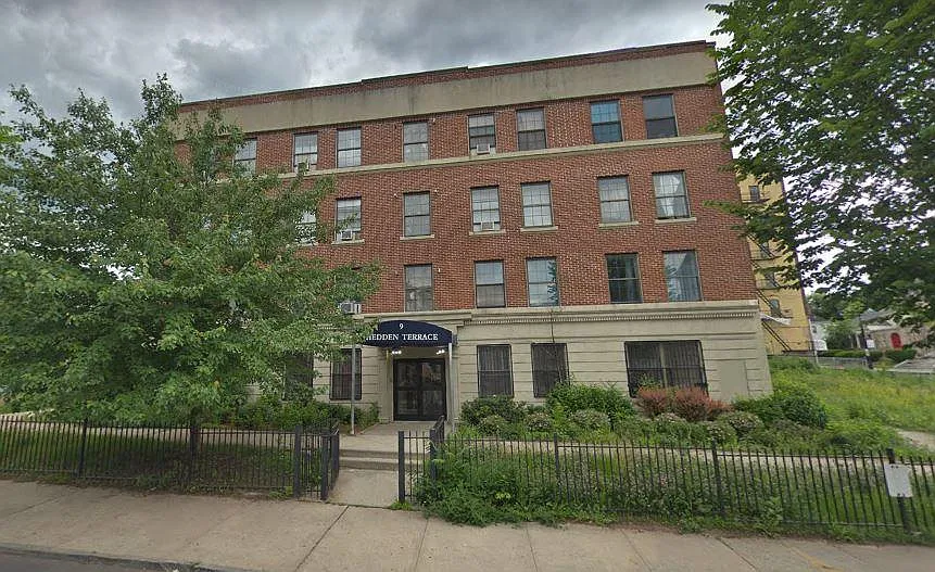 2 bed, $1,600 — Photo 1