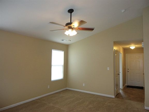2nd image of 826 Sunvista Dr
