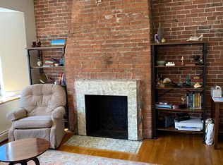 69 Gainsborough St APT 7, Boston, MA 02115